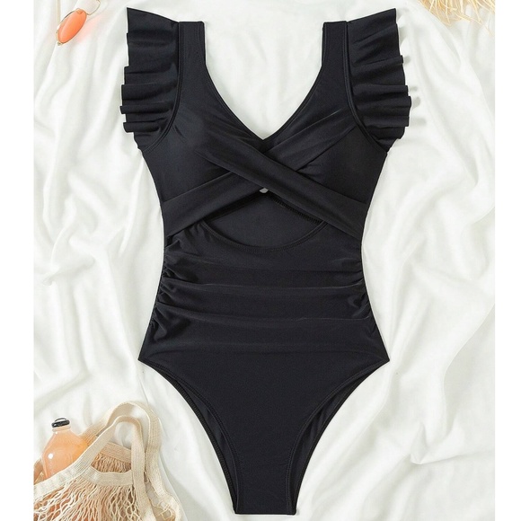 Color Block Cut out Twist Ruffle Sleeve Monokini One Piece Swim - Picture 5 of 8